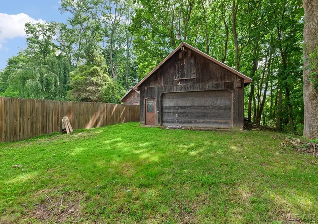 image of 102 N Division St, Tecumseh, MI 49286 | MLS# 50215730