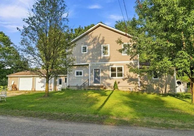 1st image of 520 N Queen St, Nashville, MI 49073 | MLS# 70551233