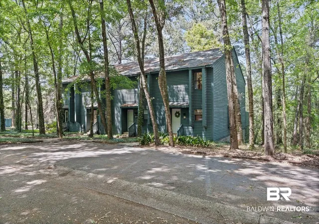 Photo 3 of Townhouse for sale at 28 Summer Oaks Dr, Daphne, AL 36526 | MLS# 394936 | Listing updated on 2026-08-24
