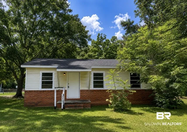1st image of 1321 Hubert Pierce Rd, Mobile, AL 36608 | MLS# 407308