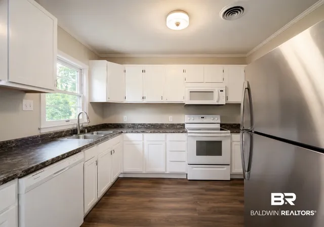 5th image of 1321 Hubert Pierce Rd, Mobile, AL 36608 | MLS# 407308