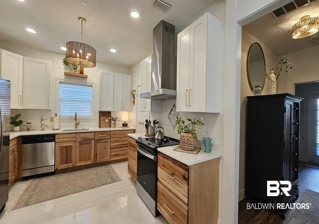 Photo 2 of Single family home for sale at 6078 Trey Ln, Gulf Shores, AL 36542 | MLS# 398668 | Listing updated on 2026-09-18