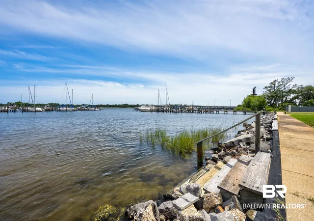 4th image of 612 S 1st Street #24, Pensacola, FL 32507 | MLS# 395839
