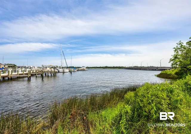 5th image of 612 S 1st Street #24, Pensacola, FL 32507 | MLS# 395839