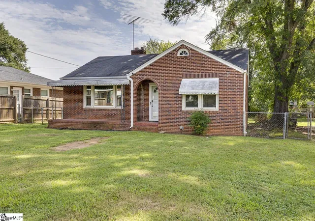 4th image of 15 Dargan St, Greenville, SC 29611 | MLS# 1600513