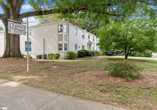 Photo 3 of Condo for sale at 100 Lewis Dr #Unit 19A, Greenville, SC 29605 | MLS# 1598572 | Listing updated on 2026-09-11