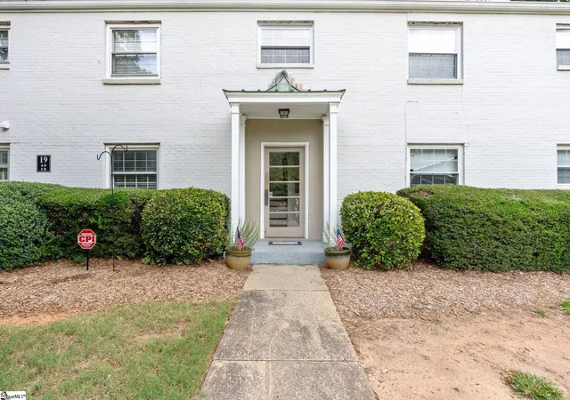 Photo 4 of Condo for sale at 100 Lewis Dr #Unit 19A, Greenville, SC 29605 | MLS# 1598572 | Listing updated on 2026-09-11