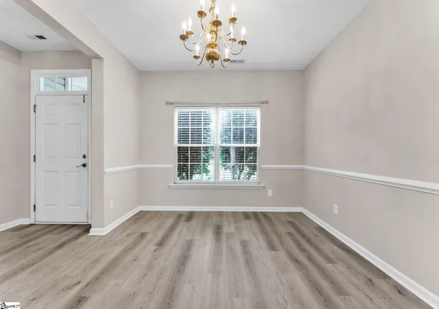 Photo 3 of Single family home for sale at 201 N Orchard Farms Ave, Simpsonville, SC 29681 | MLS# 1600323 | Listing updated on 2026-10-01