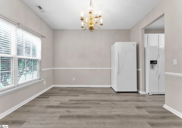 Photo 3 of Single family home for sale at 201 N Orchard Farms Ave, Simpsonville, SC 29681 | MLS# 1600323 | Listing updated on 2026-10-01