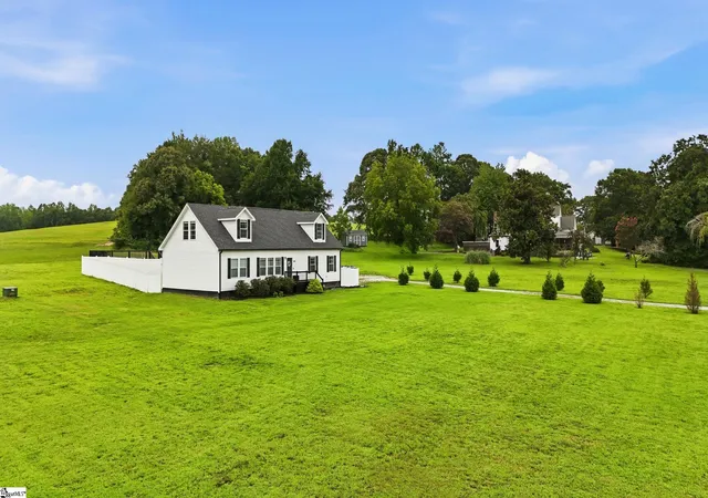 Photo 1 of Sale Pending at 2629 Earls Bridge Rd, Easley, SC 29640 | MLS# 1600324 | Listing updated on 2026-09-09