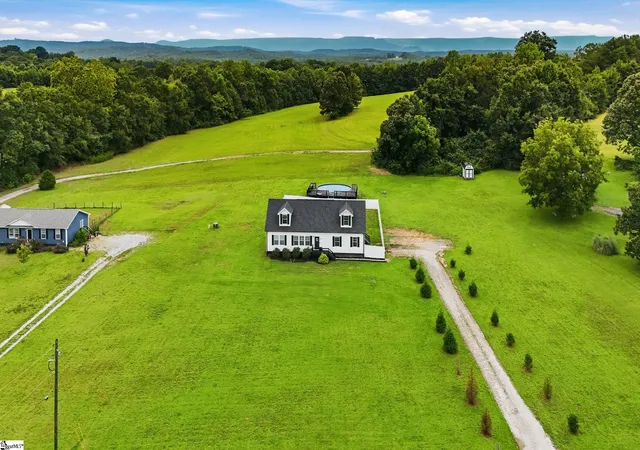 Photo 2 of Sale Pending at 2629 Earls Bridge Rd, Easley, SC 29640 | MLS# 1600324 | Listing updated on 2026-09-09