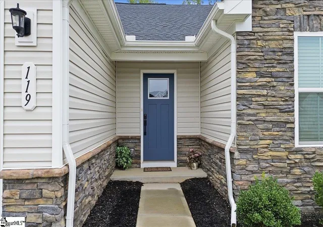 2nd image of 119 Baylor Dr, Gray Court, SC 29645 | MLS# 1598938