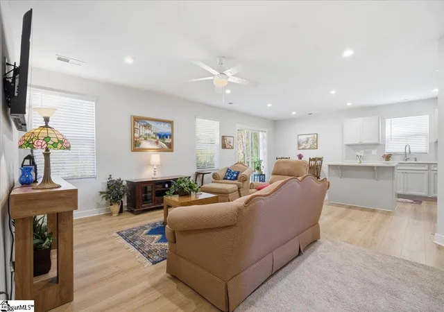 Photo 4 of Single family home for sale at 119 Baylor Dr, Gray Court, SC 29645 | MLS# 1598938 | Listing updated on 2026-08-26