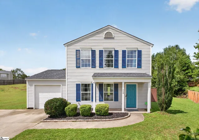 Photo 2 of Single family home for sale at 114 Kingsman Ct, Easley, SC 29642 | MLS# 1600411 | Listing updated on 2026-09-04