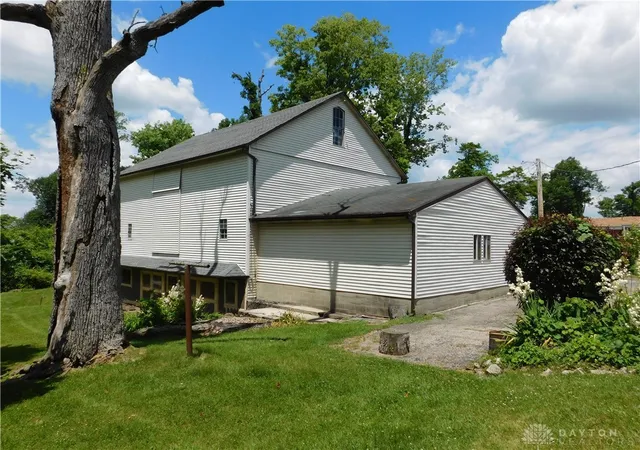 Photo 3 of Single family home for sale at 5025 Basore Rd, Dayton, OH 45415 | MLS# 914238 | Listing updated on 2026-08-24