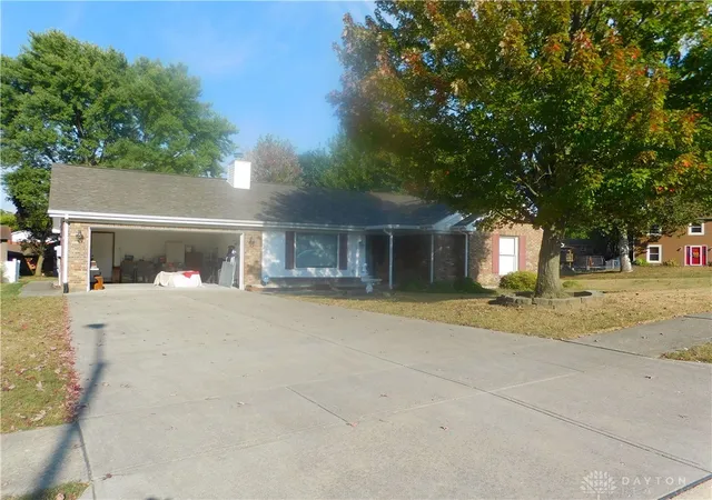 1st image of 1132 Nouvelle Dr, Miamisburg, OH 45342 | MLS# 944161