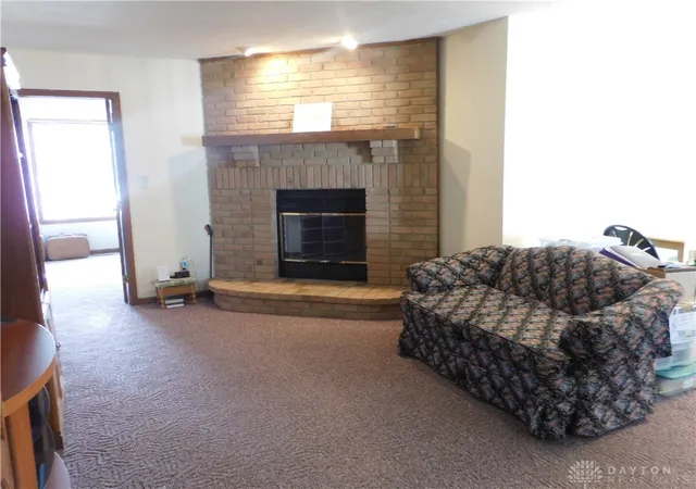 3rd image of 1132 Nouvelle Dr, Miamisburg, OH 45342 | MLS# 944161