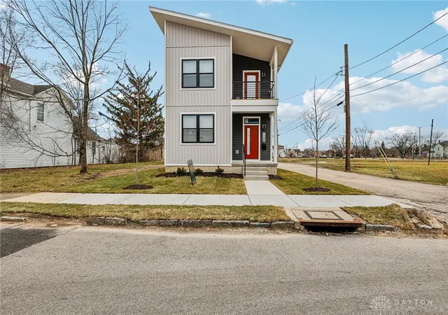 1st image of 1260 W 1st St, Dayton, OH 45402 | MLS# 948011
