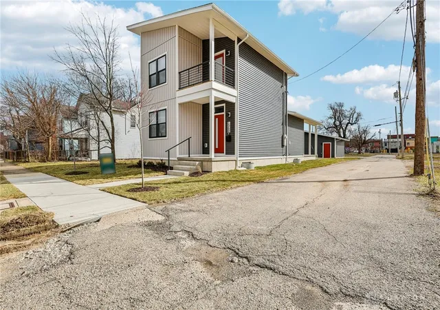 2nd image of 1260 W 1st St, Dayton, OH 45402 | MLS# 948011