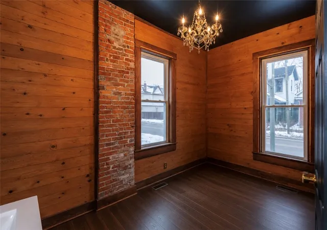 11th image of 1620 E 5th St, Dayton, OH 45403 | MLS# 950889