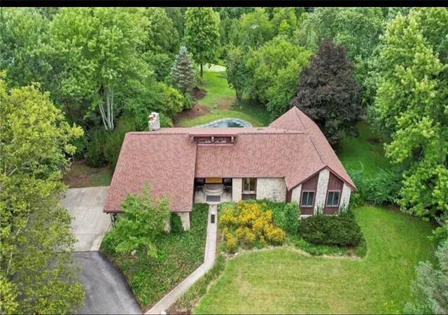 Photo 3 of Single family home for sale at 6725 Fishburg Rd, Dayton, OH 45424 | MLS# 954245 | Listing updated on 2026-08-18