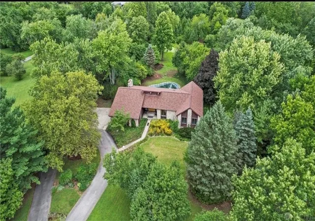 Photo 3 of Single family home for sale at 6725 Fishburg Rd, Dayton, OH 45424 | MLS# 954245 | Listing updated on 2026-08-18