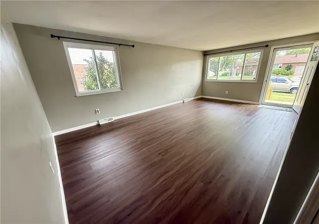 Photo 3 of Single family home for sale at 1415 Montego Dr, Springfield, OH 45503 | MLS# 955795 | Listing updated on 2026-08-22