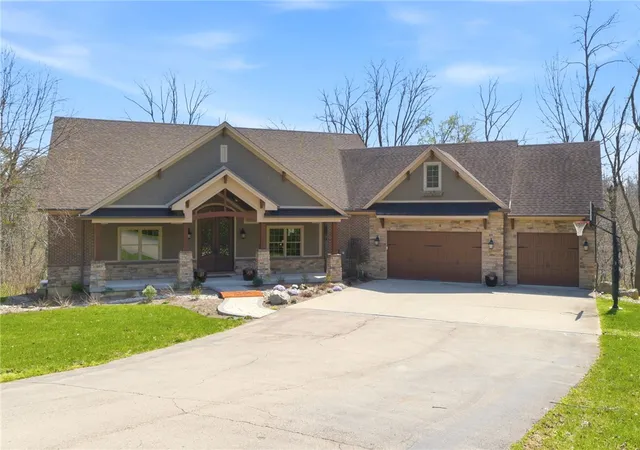 3rd image of 855 Willow Oak Ct, Springboro, OH 45066 | MLS# 956143