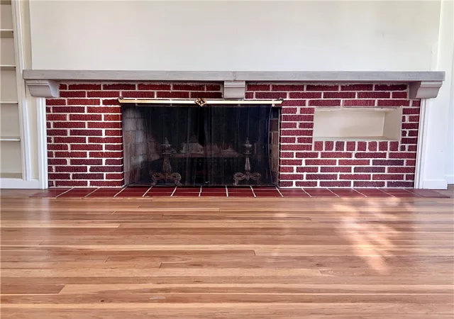 image of 421 E Main St, Saint Paris, OH 43072 | MLS# 957333