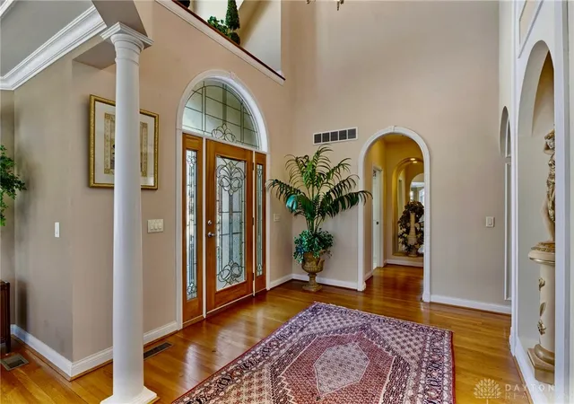 Photo 3 of Single family home for sale at 8077 Laurel Lake Ct, Liberty Township, OH 45044 | MLS# 957433 | Listing updated on 2026-08-19