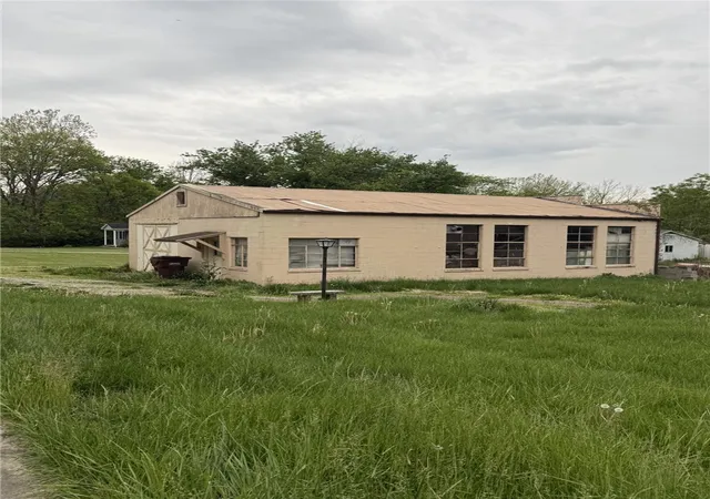 Photo 2 of Single family home for sale at 755 Franklin Rd, Lebanon, OH 45036 | MLS# 957822 | Listing updated on 2026-08-22