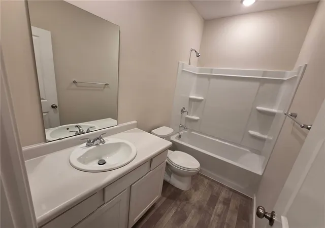 Photo 3 of Single family home for sale at 6847 Traditions St #29, Middletown, OH 45044 | MLS# 958729 | Listing updated on 2026-08-20