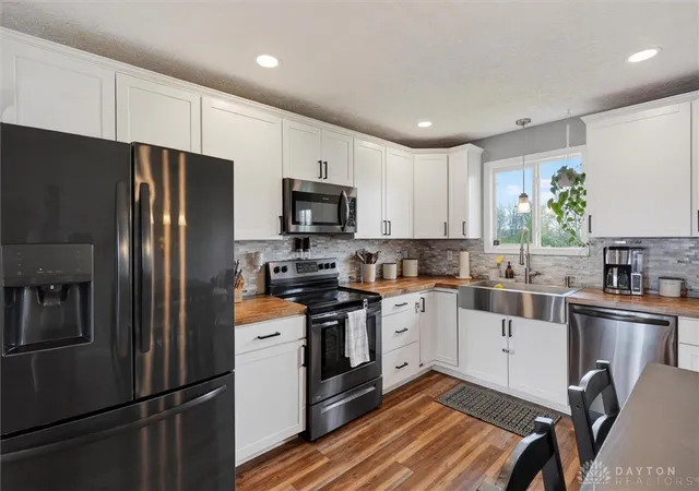 Photo 1 of Condo for sale at 5879 Farmers Rd #B, Martinsville, OH 45146 | MLS# 958963 | Listing updated on 2026-08-22