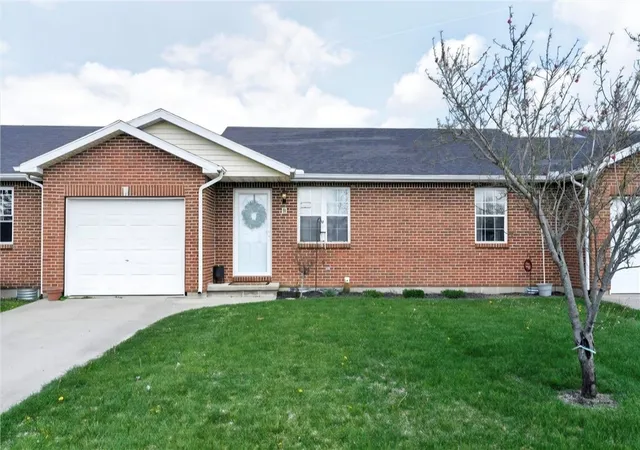 Photo 2 of Condo for sale at 5879 Farmers Rd #B, Martinsville, OH 45146 | MLS# 958963 | Listing updated on 2026-08-22