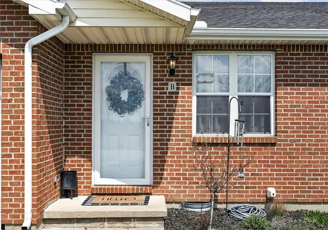 Listing Photo 4 - Condo for sale in building located at 5879 Farmers Rd, Martinsville, OH 45146 - Unit #B