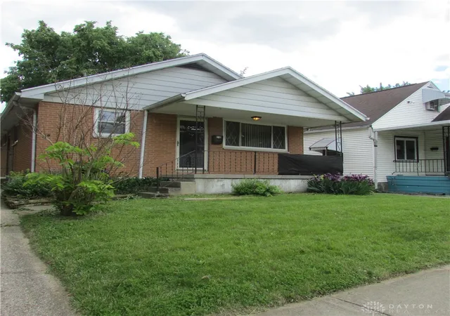 1st image of 218 E Parkwood Dr, Dayton, OH 45405 | MLS# 959234