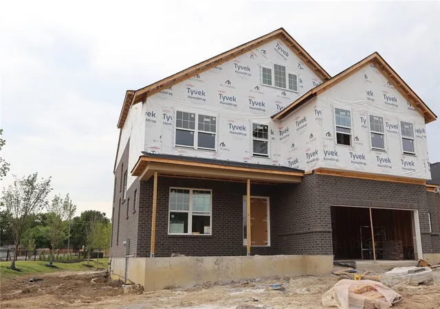 2nd image of 15 Morris St #12, Springboro, OH 45066 | MLS# 960382