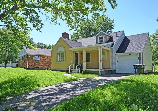 Photo 2 of Single family home for sale at 1708 Vancouver Dr, Dayton, OH 45406 | MLS# 960784 | Listing updated on 2026-08-19