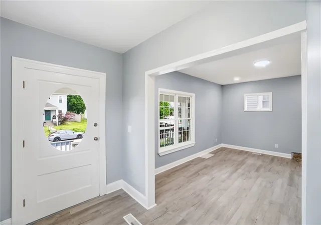 Photo 3 of Single family home for sale at 15 Parnell Ave, Dayton, OH 45403 | MLS# 960886 | Listing updated on 2026-09-30