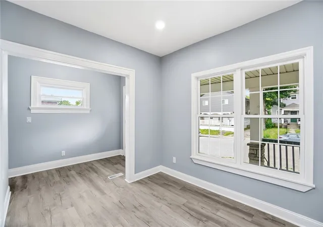 Photo 4 of Single family home for sale at 15 Parnell Ave, Dayton, OH 45403 | MLS# 960886 | Listing updated on 2026-09-30