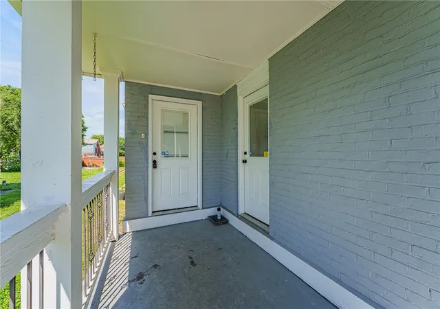 Photo 3 of Sale Pending at 21 S Philadelphia St, Dayton, OH 45403 | MLS# 960972 | Listing updated on 2026-08-18