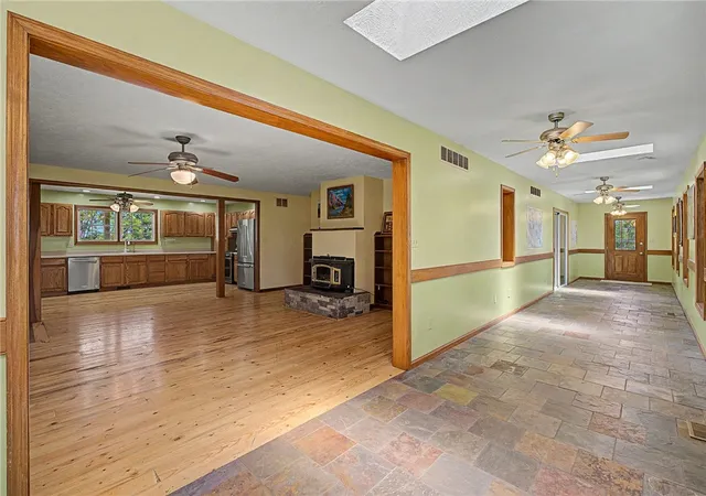 Photo 4 of Single family home for sale at 15395 State Route 725, Germantown, OH 45327 | MLS# 961156 | Listing updated on 2026-08-08