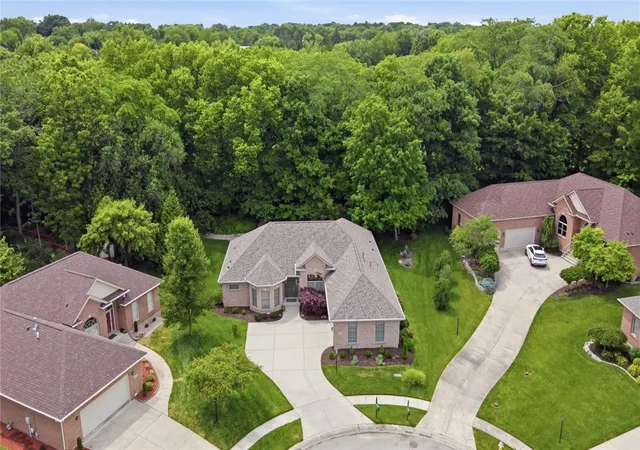 Photo 3 of Single family home for sale at 1901 N Regent Park Dr, Bellbrook, OH 45305 | MLS# 961268 | Listing updated on 2026-08-24