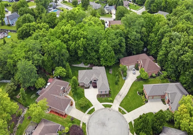 Photo 5 of Single family home for sale at 1901 N Regent Park Dr, Bellbrook, OH 45305 | MLS# 961268 | Listing updated on 2026-08-24