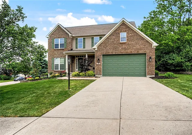 Photo 3 of Single family home for sale at 145 Stanton Dr, Springboro, OH 45066 | MLS# 961346 | Listing updated on 2026-09-29