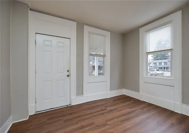 Photo 3 of Multi family home for sale at 517 Buckeye St, Miamisburg, OH 45342 | MLS# 961418 | Listing updated on 2026-08-25