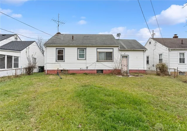 Photo 3 of Single family home for sale at 3648 W Siebenthaler Ave, Dayton, OH 45406 | MLS# 961686 | Listing updated on 2026-08-18