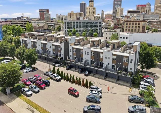 image of 28 S Patterson Blvd, Dayton, OH 45402 | MLS# 961228