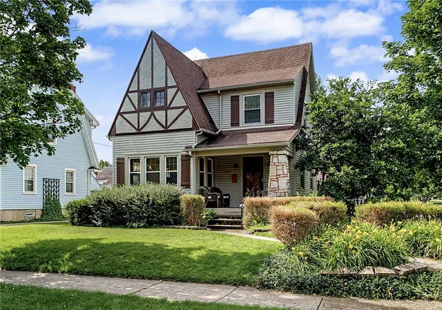 1st image of 200 Wiltshire Blvd, Oakwood, OH 45419 | MLS# 962049