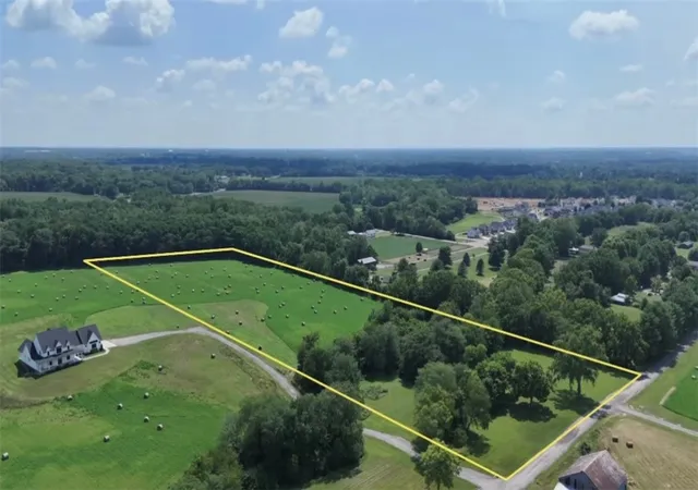 Photo 3 of Land for sale at 1016 Stevenson Rd, Xenia, OH 45385 | MLS# 961889 | Listing updated on 2026-08-13